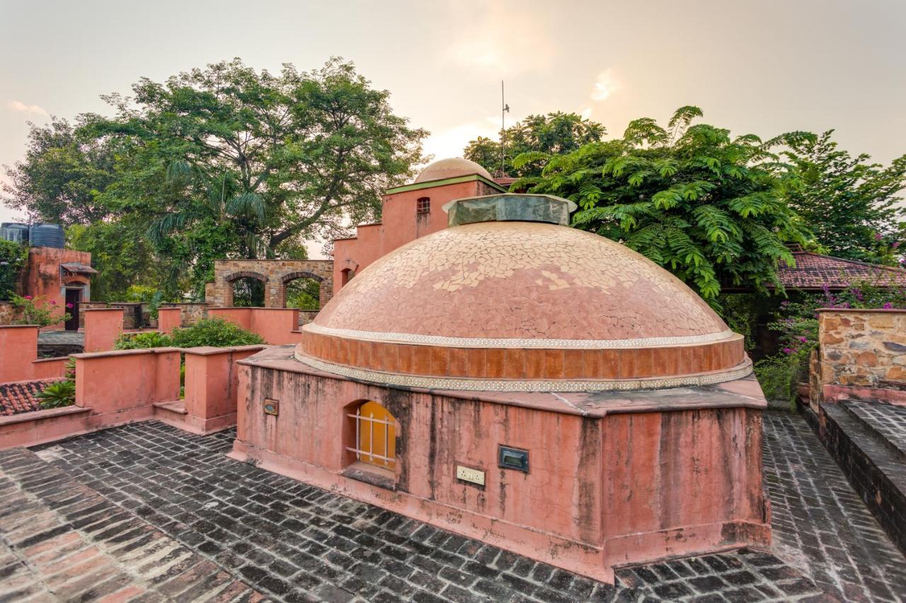 Hostie Chinar Haveli - Heritage Home With Pool, Gurgáon Exteriér fotografie