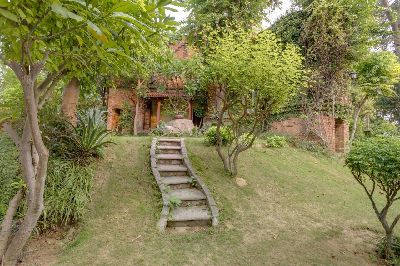 Hostie Chinar Haveli - Heritage Home With Pool, Gurgáon Exteriér fotografie