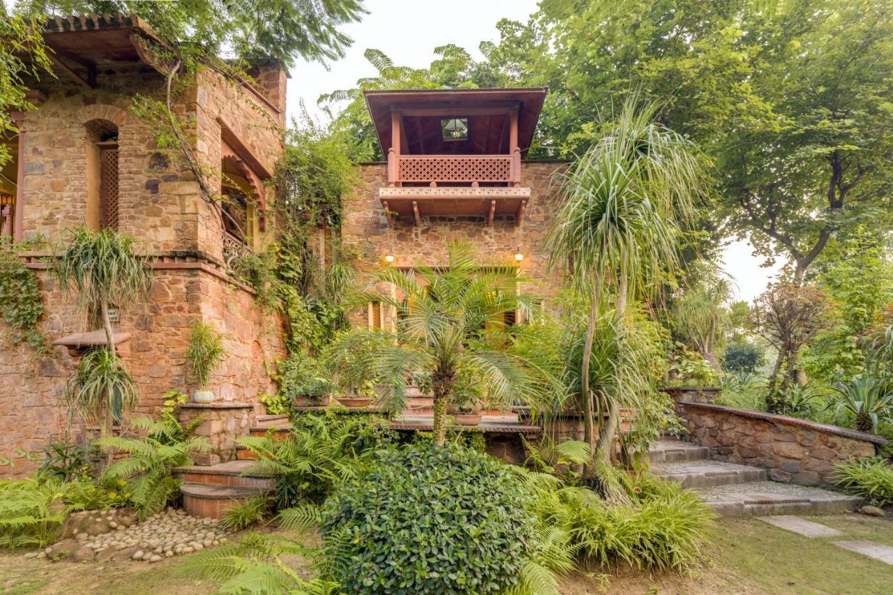 Hostie Chinar Haveli - Heritage Home With Pool, Gurgáon Exteriér fotografie