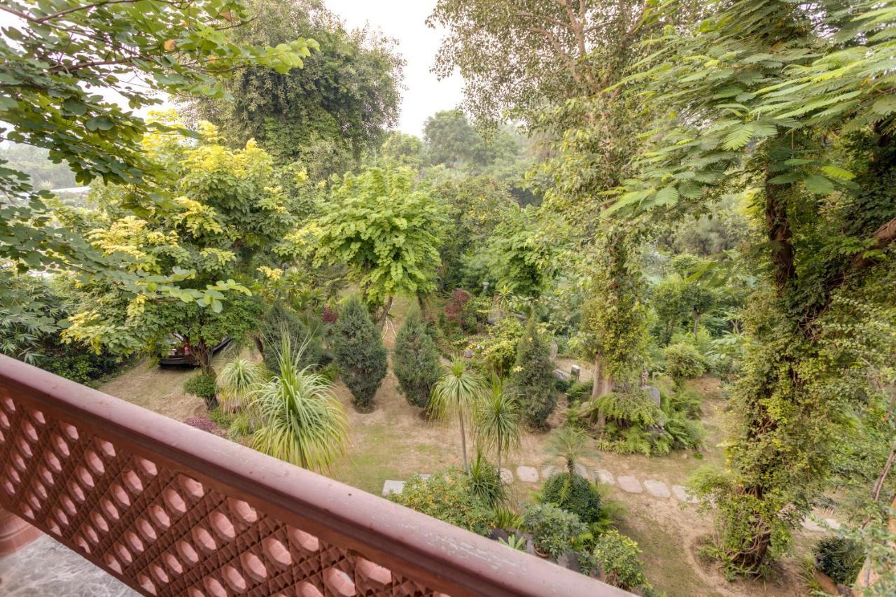 Hostie Chinar Haveli - Heritage Home With Pool, Gurgáon Exteriér fotografie