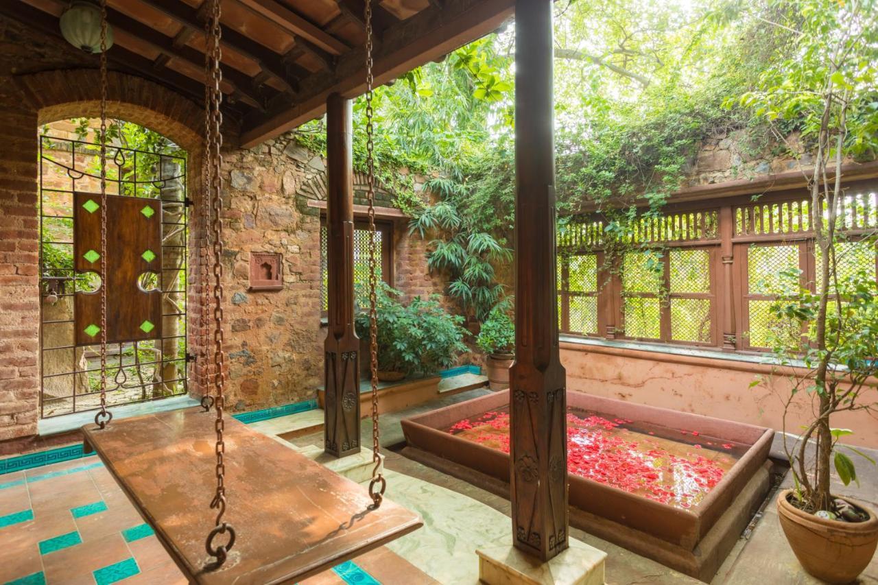 Hostie Chinar Haveli - Heritage Home With Pool, Gurgáon Exteriér fotografie