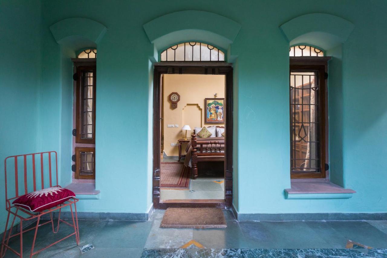 Hostie Chinar Haveli - Heritage Home With Pool, Gurgáon Exteriér fotografie