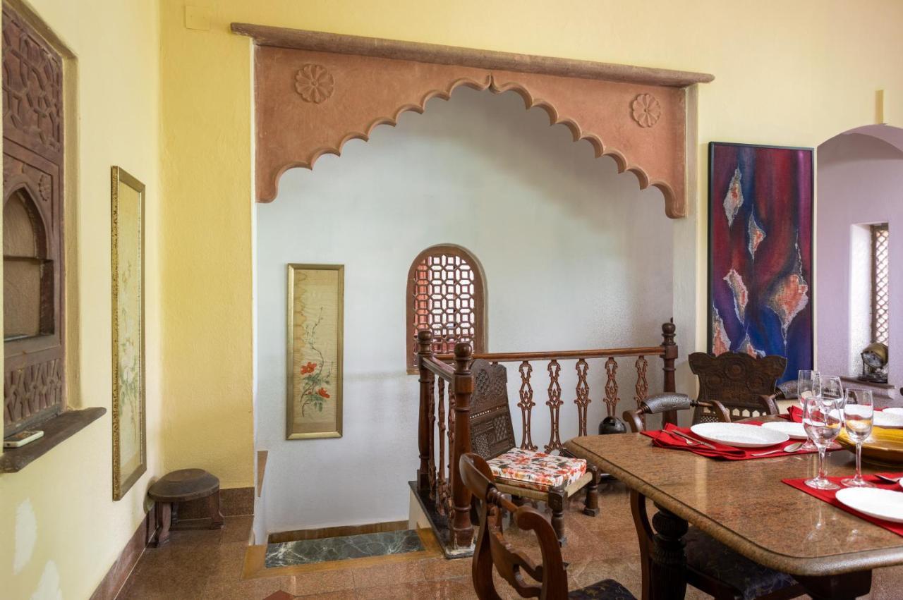 Hostie Chinar Haveli - Heritage Home With Pool, Gurgáon Exteriér fotografie