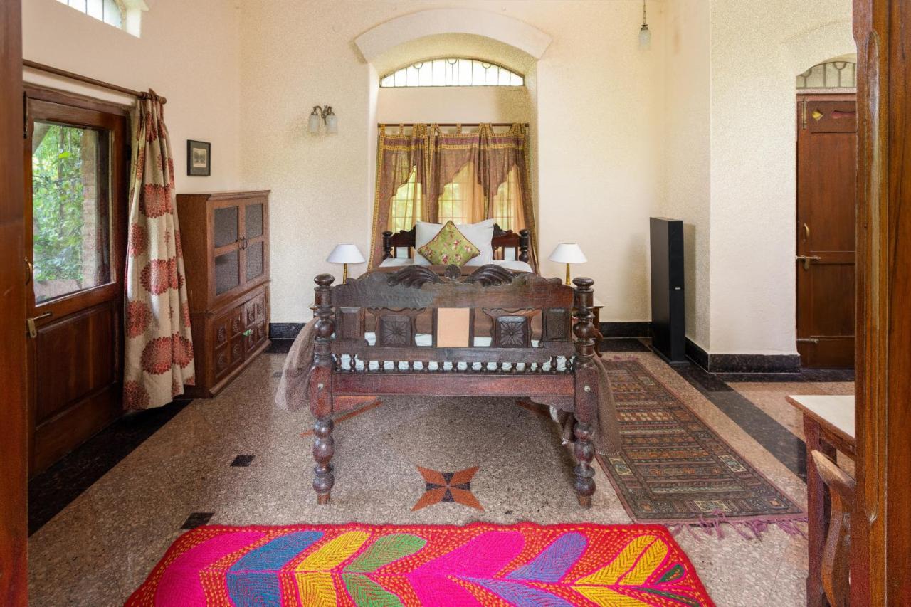 Hostie Chinar Haveli - Heritage Home With Pool, Gurgáon Exteriér fotografie